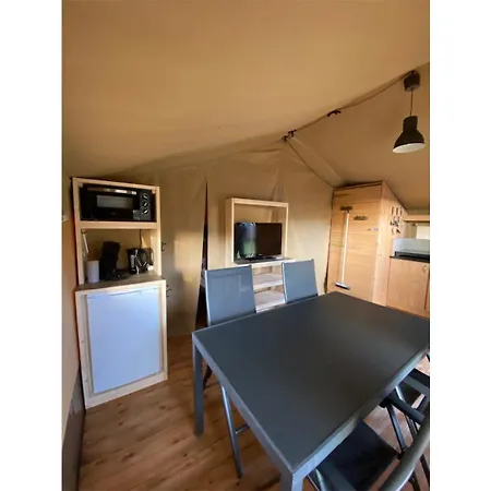 Minicamping De Lindenhoeve - Safaritent Konijntje