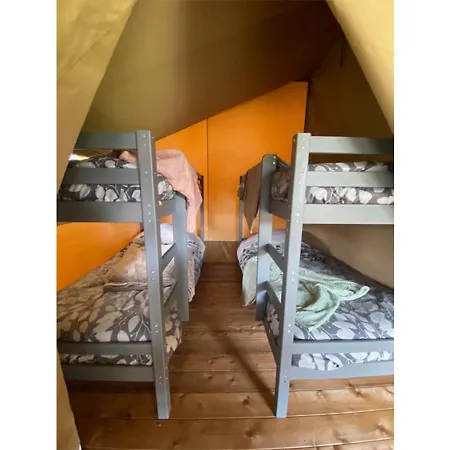 Minicamping De Lindenhoeve - Safaritent Konijntje Dağ evi *